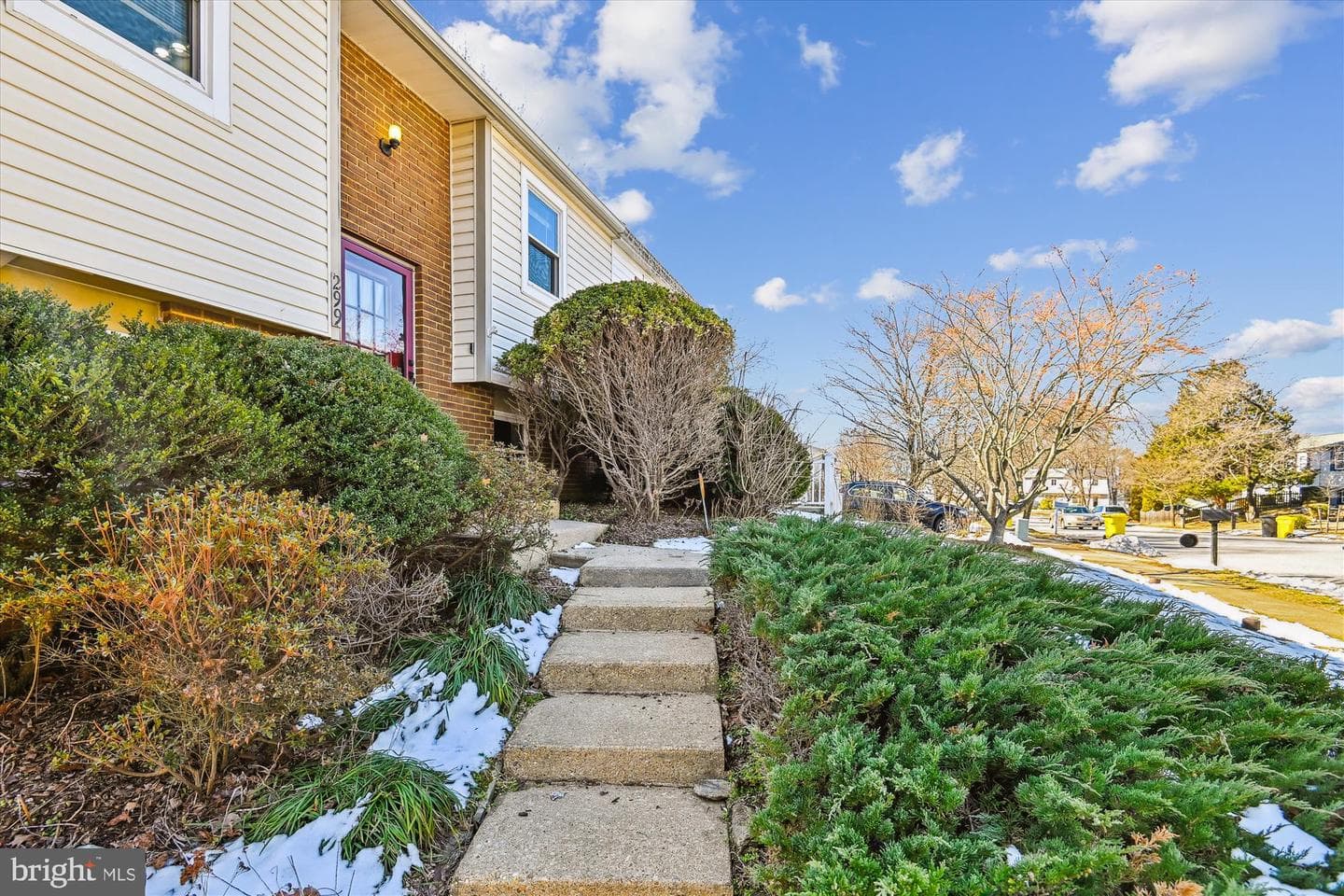 299 Ternwing Drive photo 2