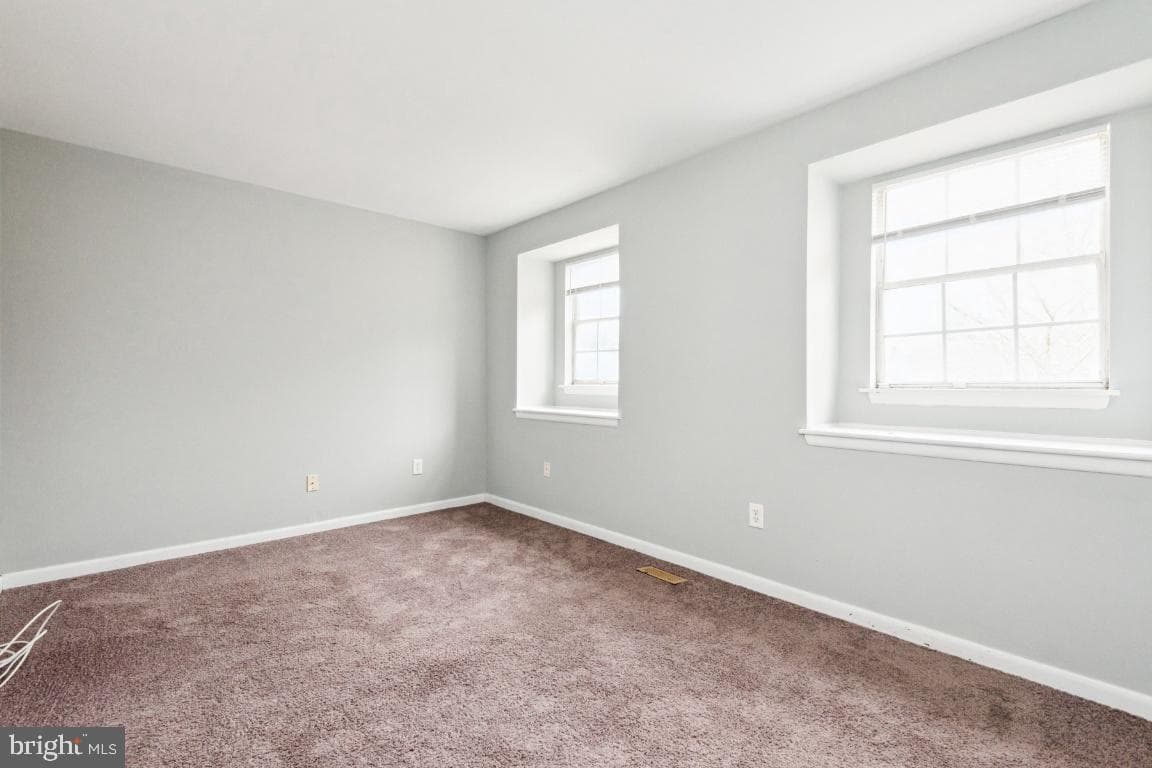 121 Merryman Court photo 11