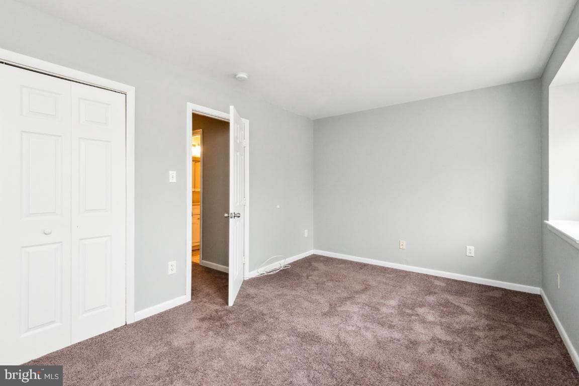 121 Merryman Court photo 12