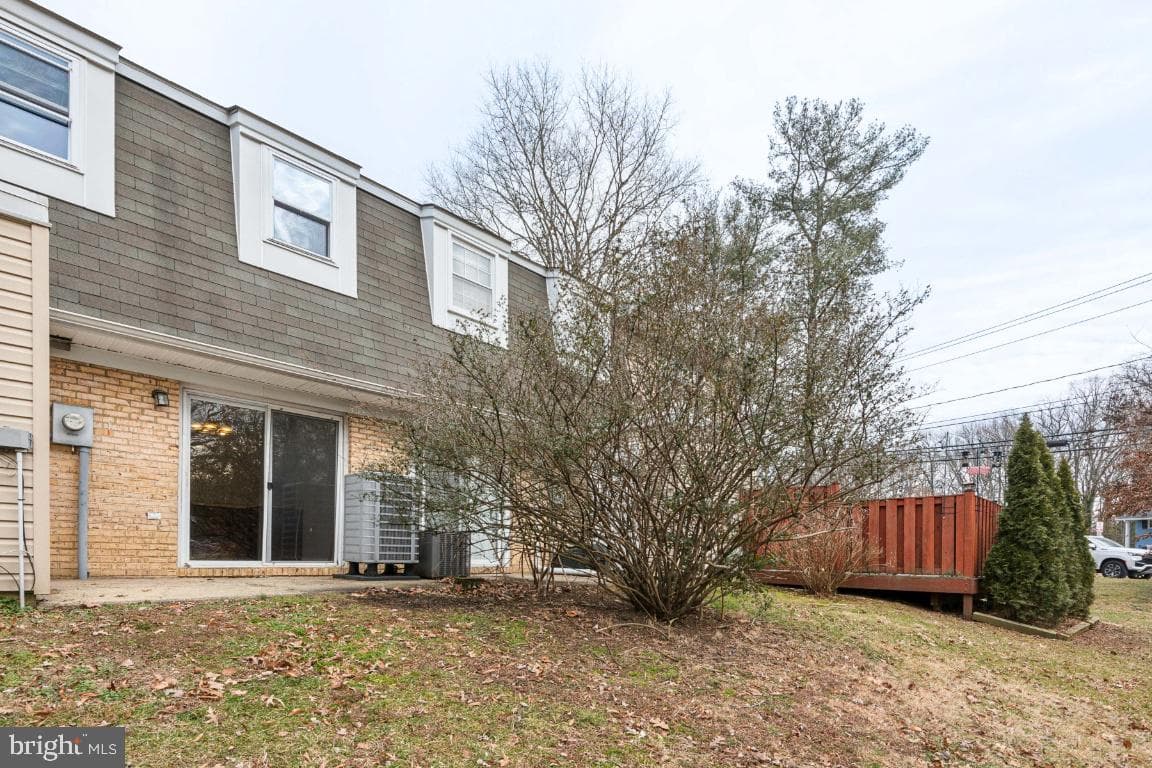 121 Merryman Court photo 22