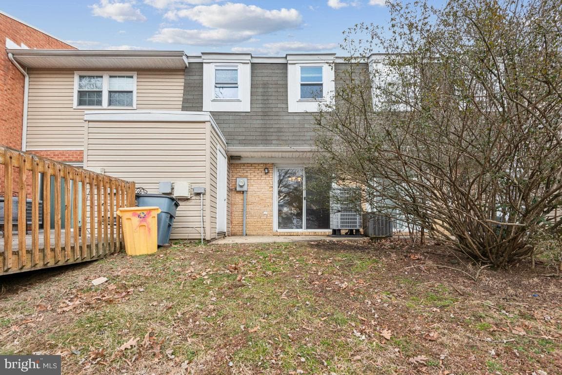 121 Merryman Court photo 23