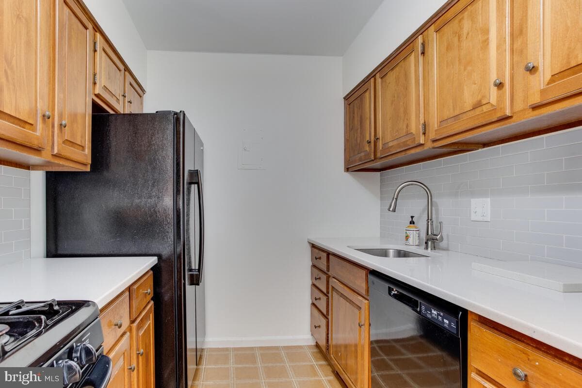 15 Silverwood Circle #11 photo 8