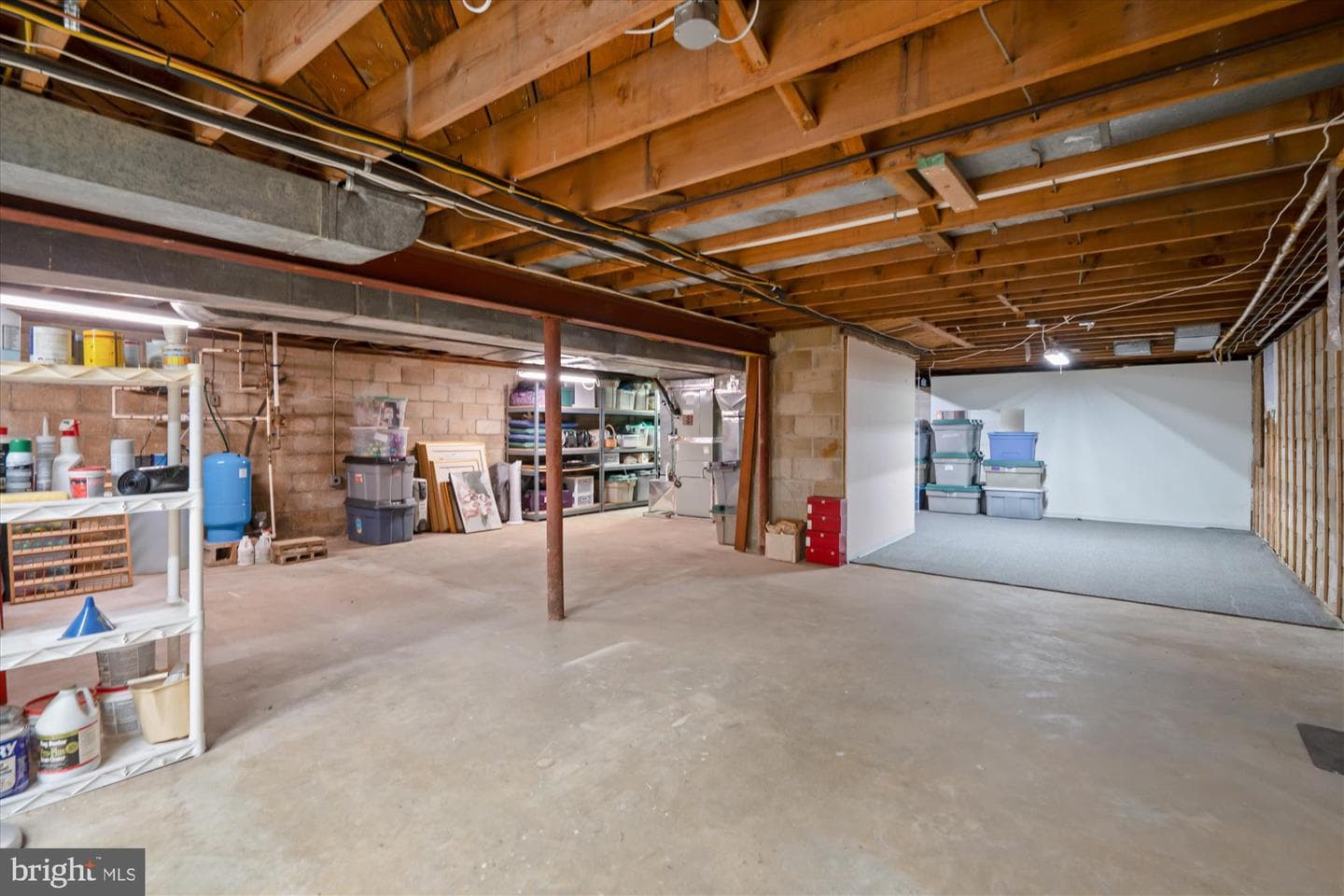 1854 Lindamoor Drive photo 35