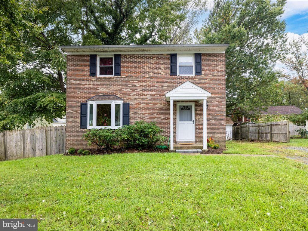 1010 Paddington Place photo 1