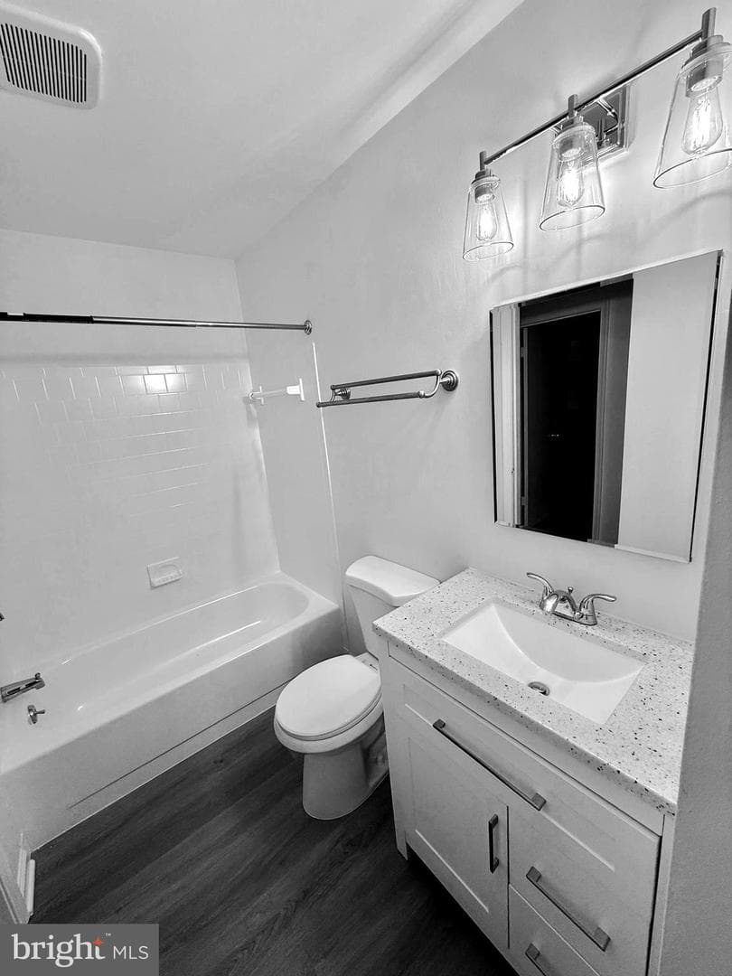 1010 Paddington Place photo 16