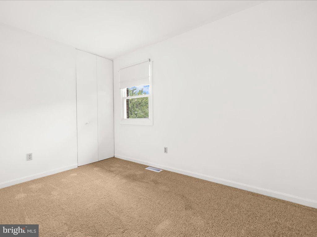 1010 Paddington Place photo 18