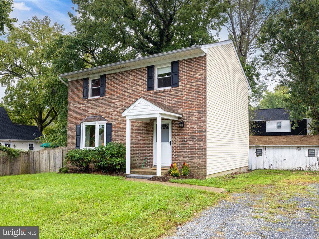 1010 Paddington Place photo 24