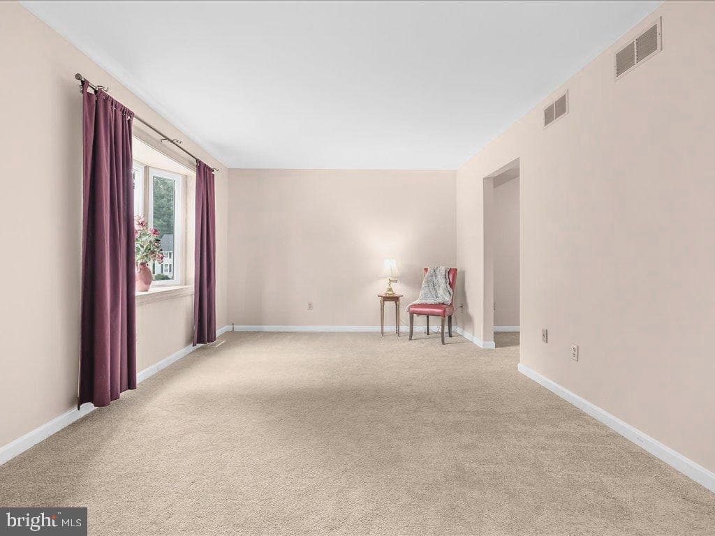 1010 Paddington Place photo 5
