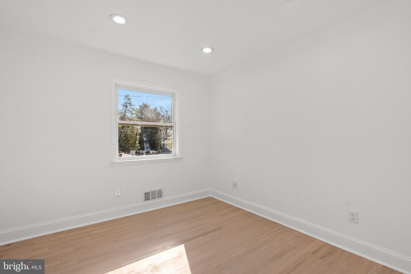 2848 Carrollton Road photo 36