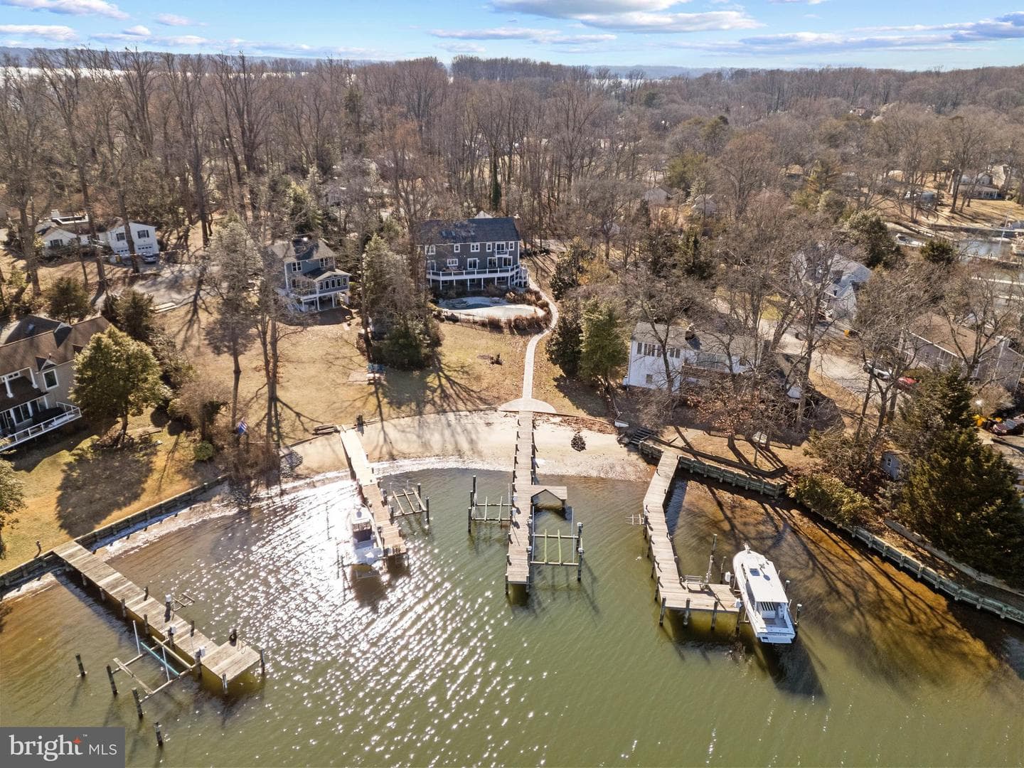 415 Edgewater Road photo 33