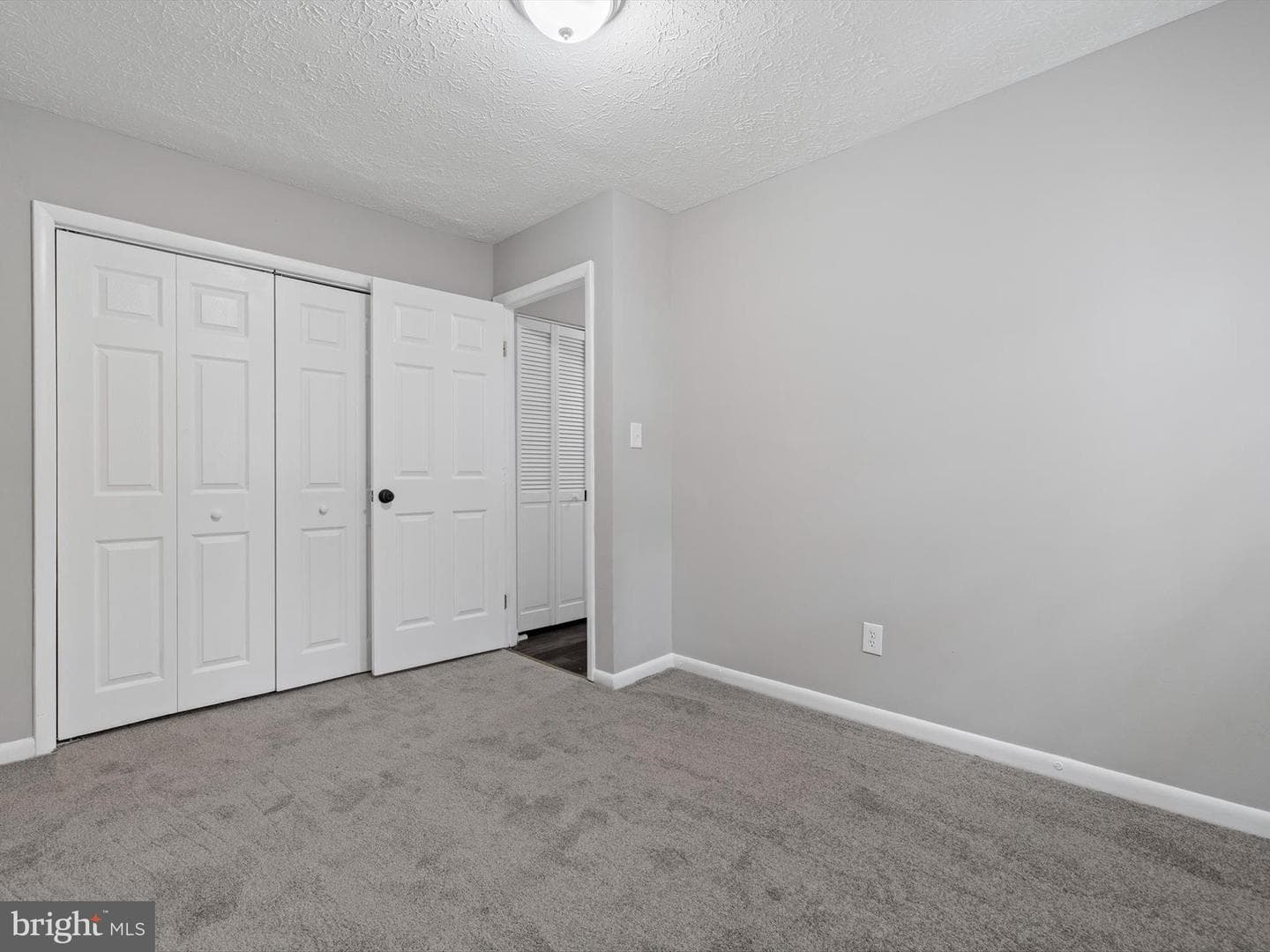 1095 Woodlawn Avenue photo 21