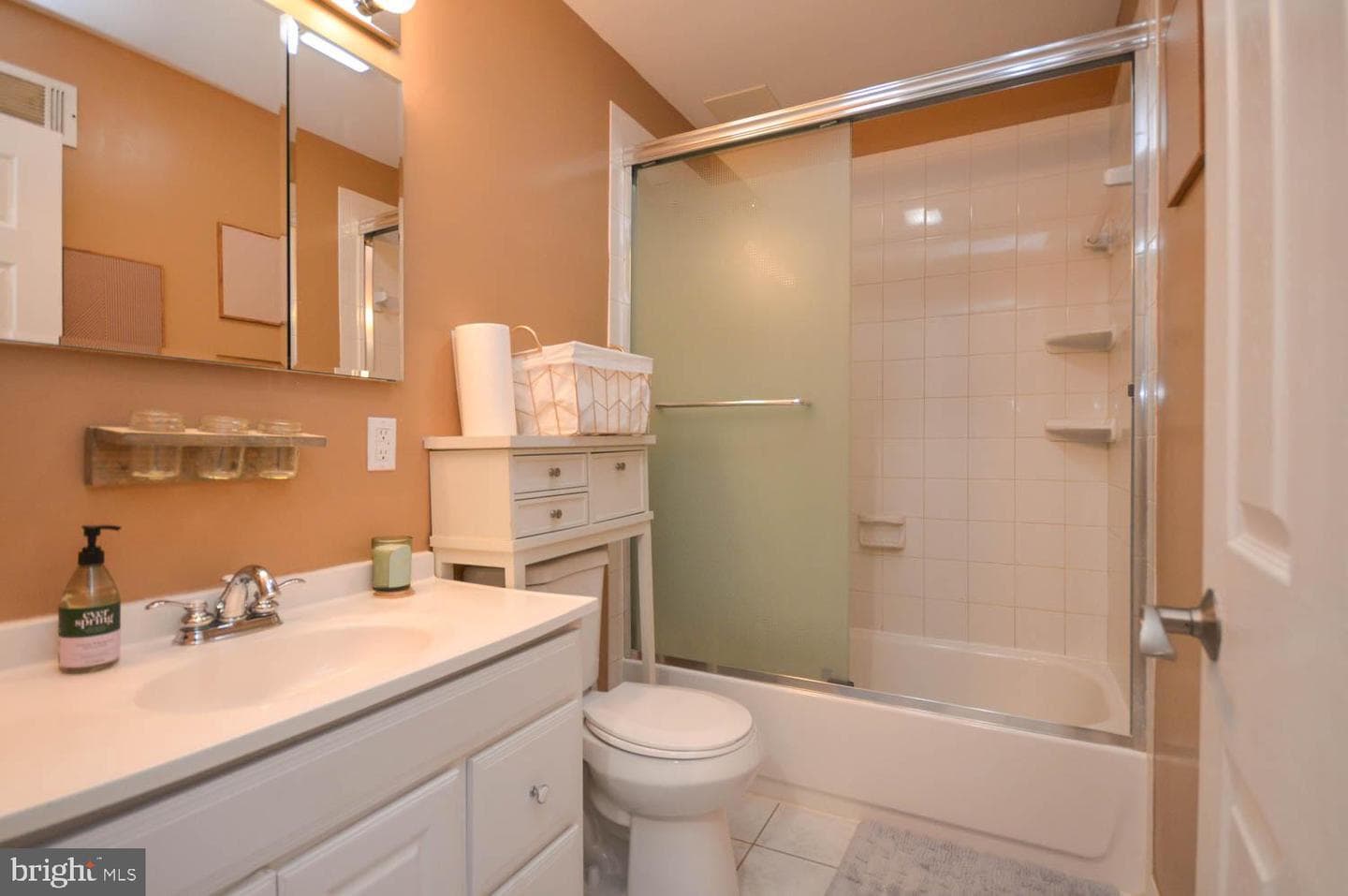 2051 Happy Lane photo 16