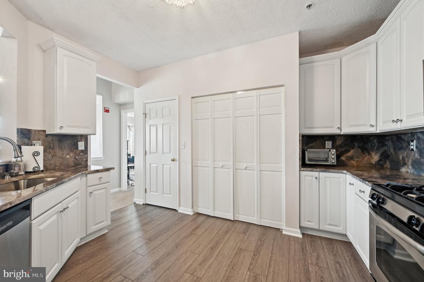 2494 Amber Orchard Court E #301 photo 15