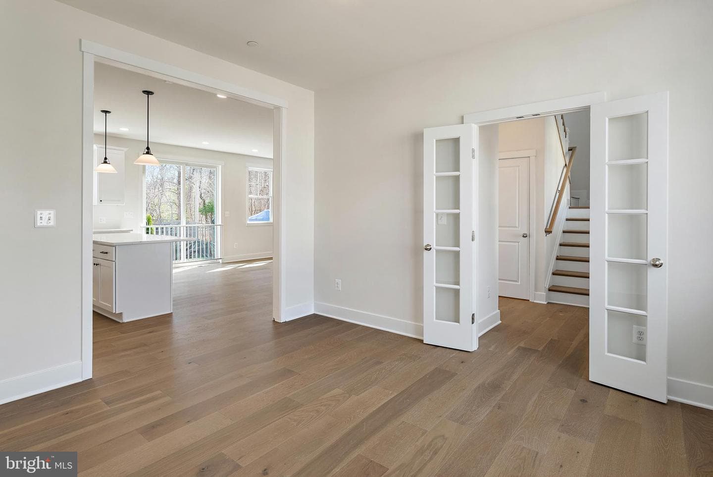 405 Alameda Parkway photo 30