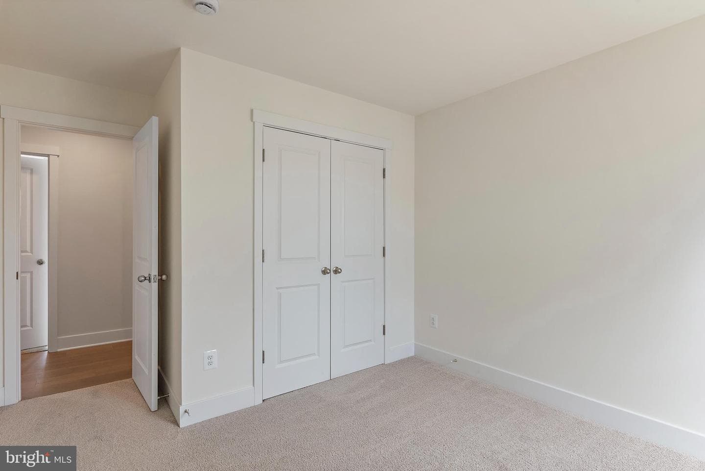 405 Alameda Parkway photo 55
