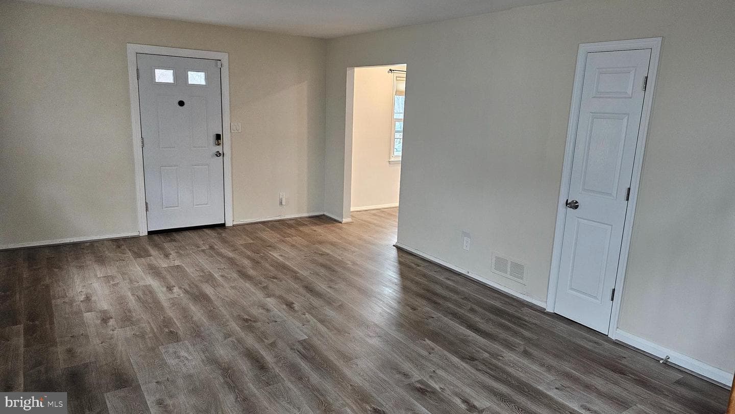 321 Ardmore Road photo 10