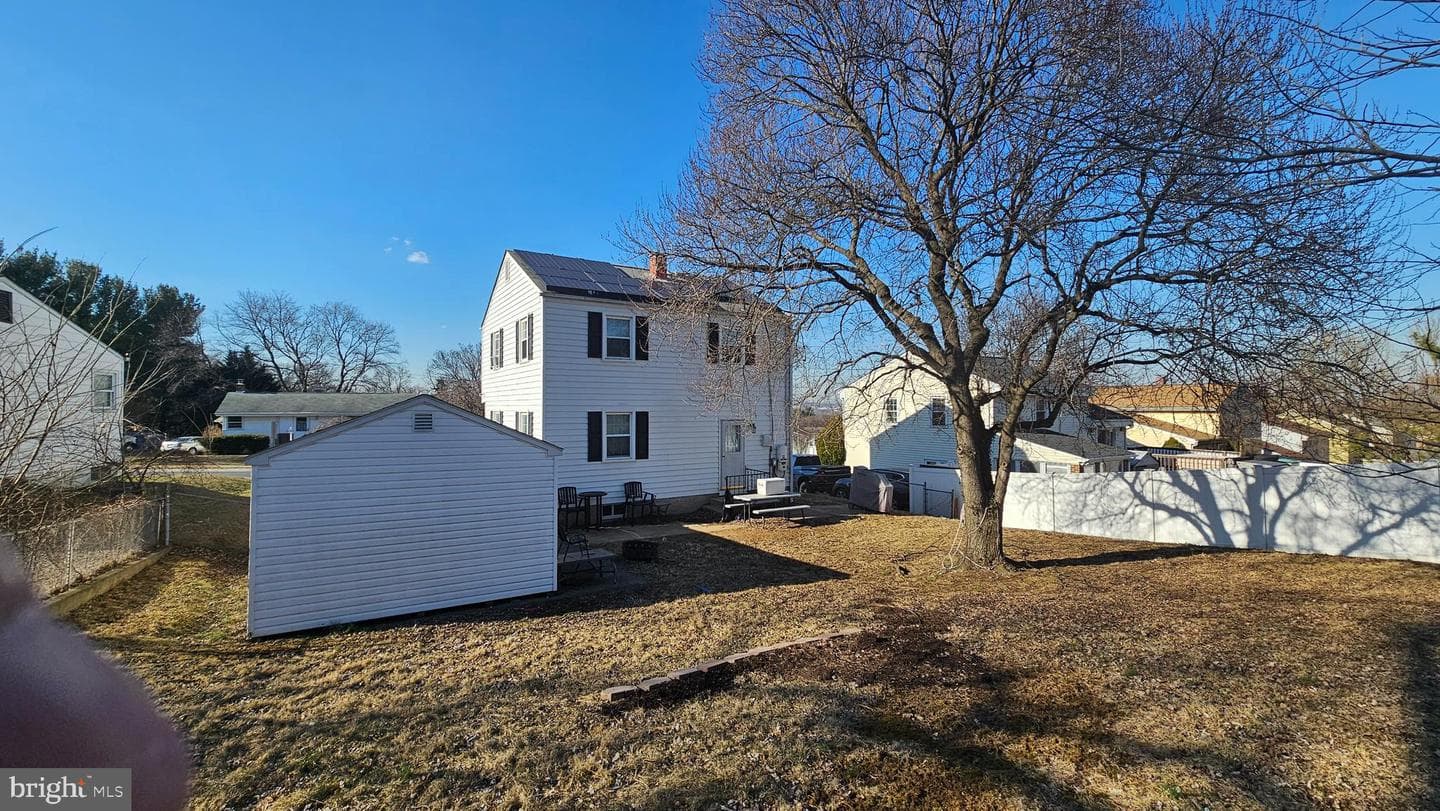 321 Ardmore Road photo 3