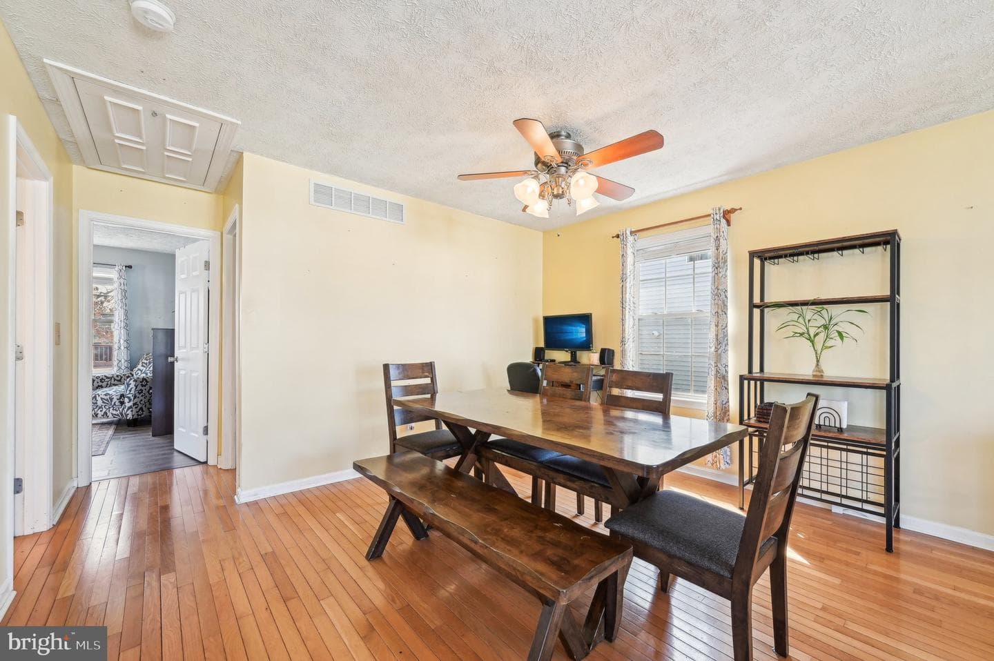 985 10th Street photo 12