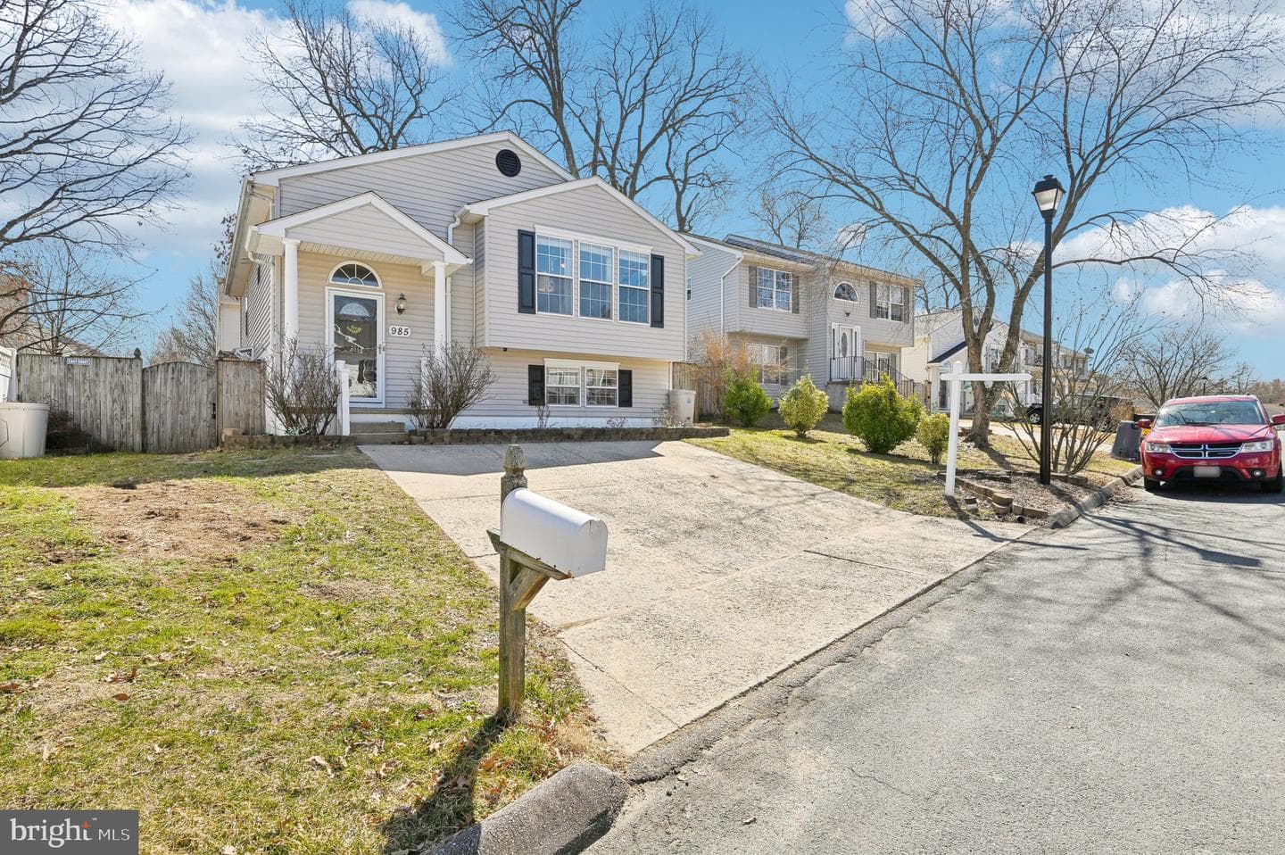985 10th Street photo 3