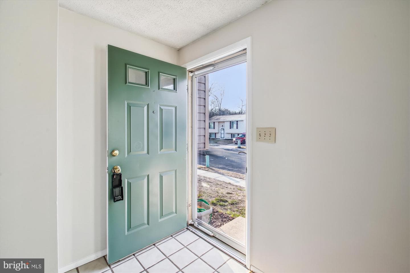 1474 Gesna Drive photo 8