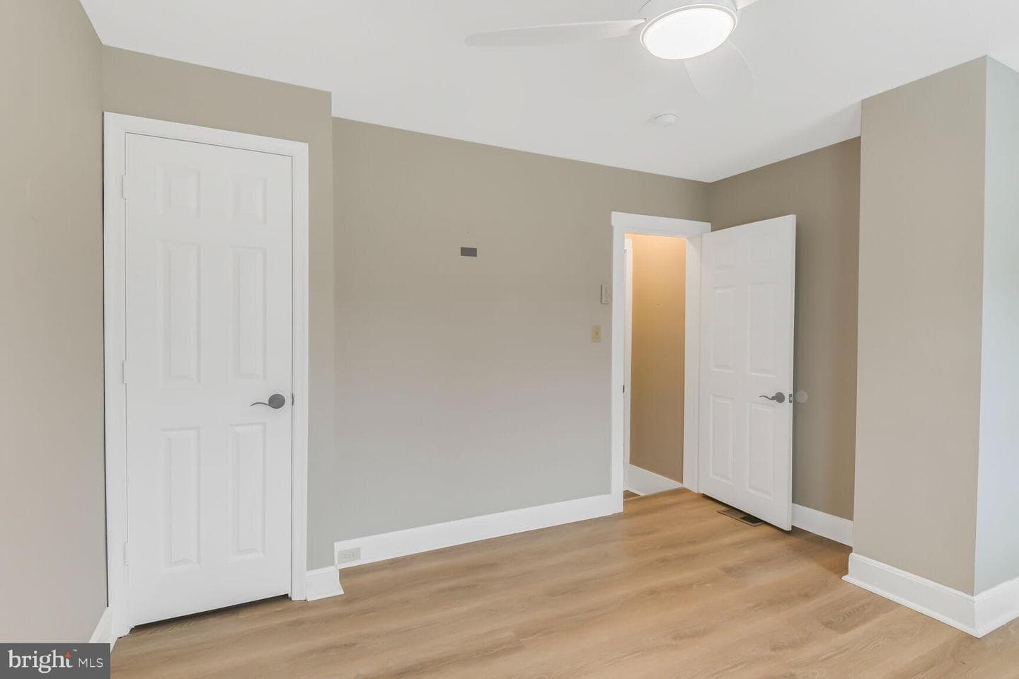 38 Pleasant Street photo 13
