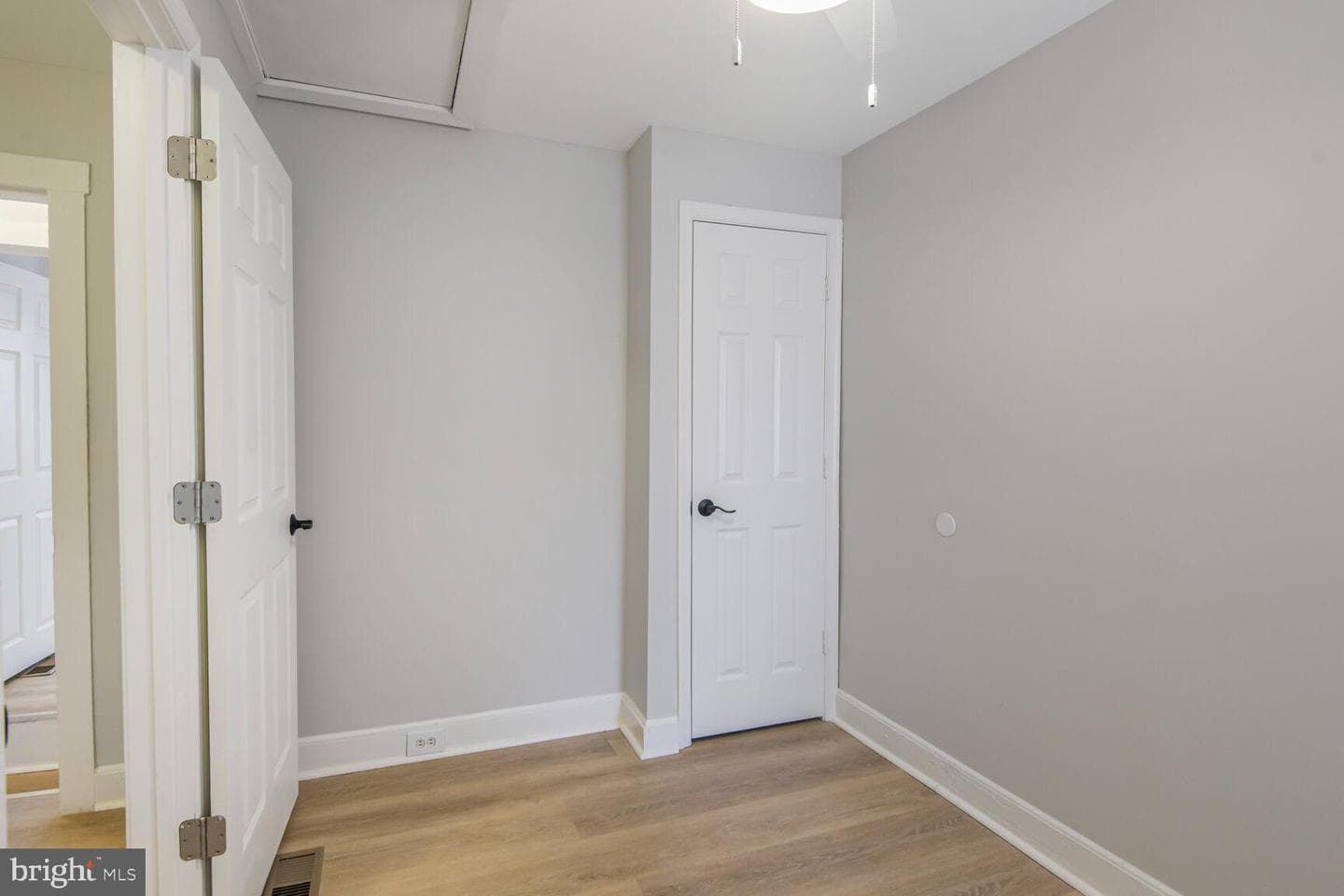 38 Pleasant Street photo 17