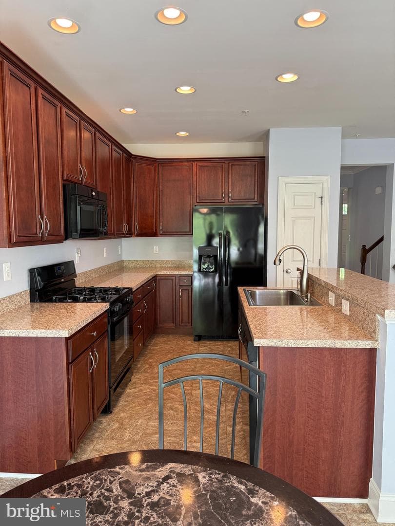 2114 Split Creek Lane photo 9