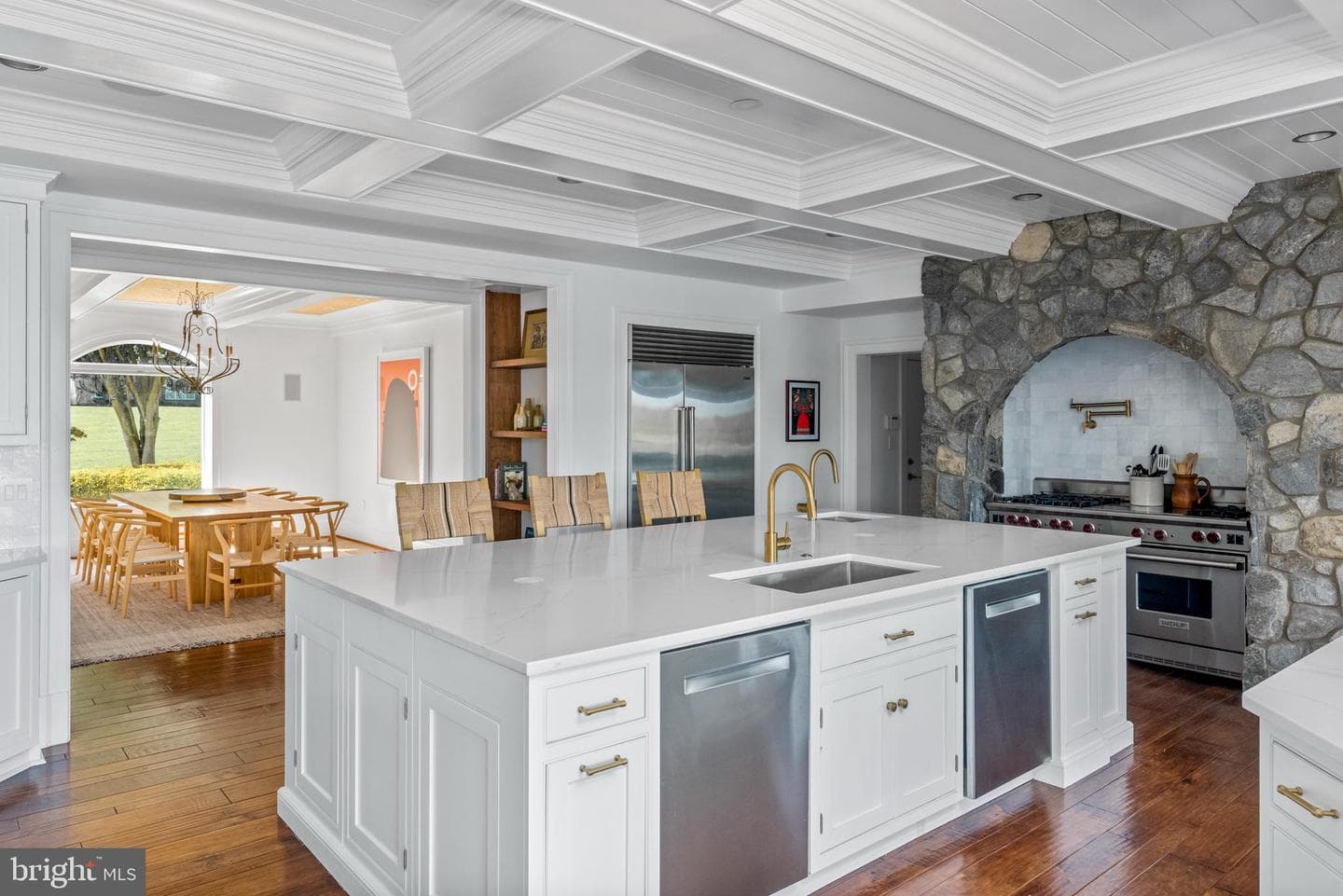 803 Coachway photo 26