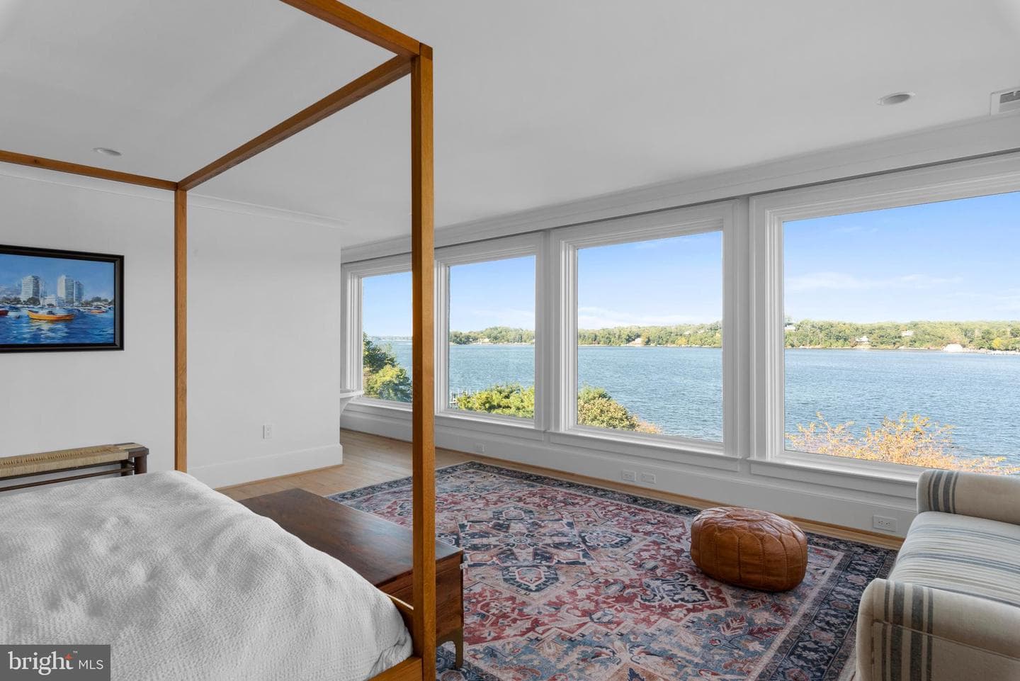 803 Coachway photo 56