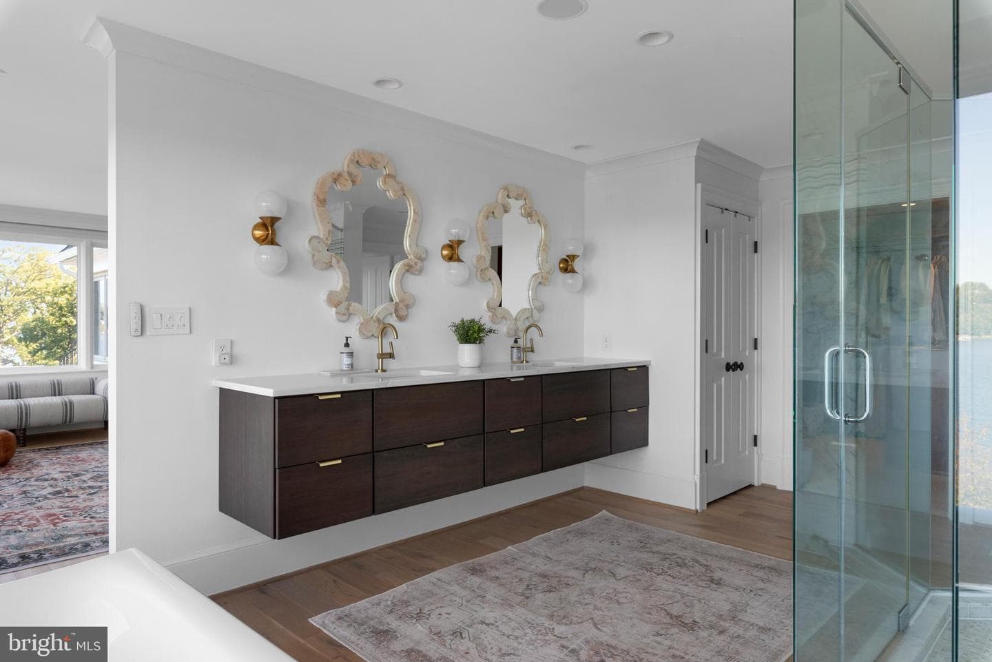 803 Coachway photo 60