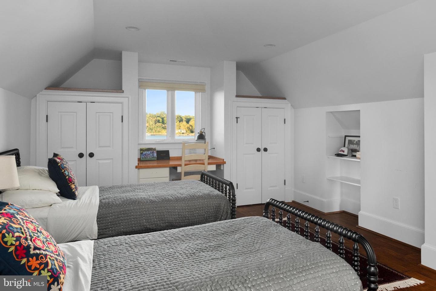 803 Coachway photo 66