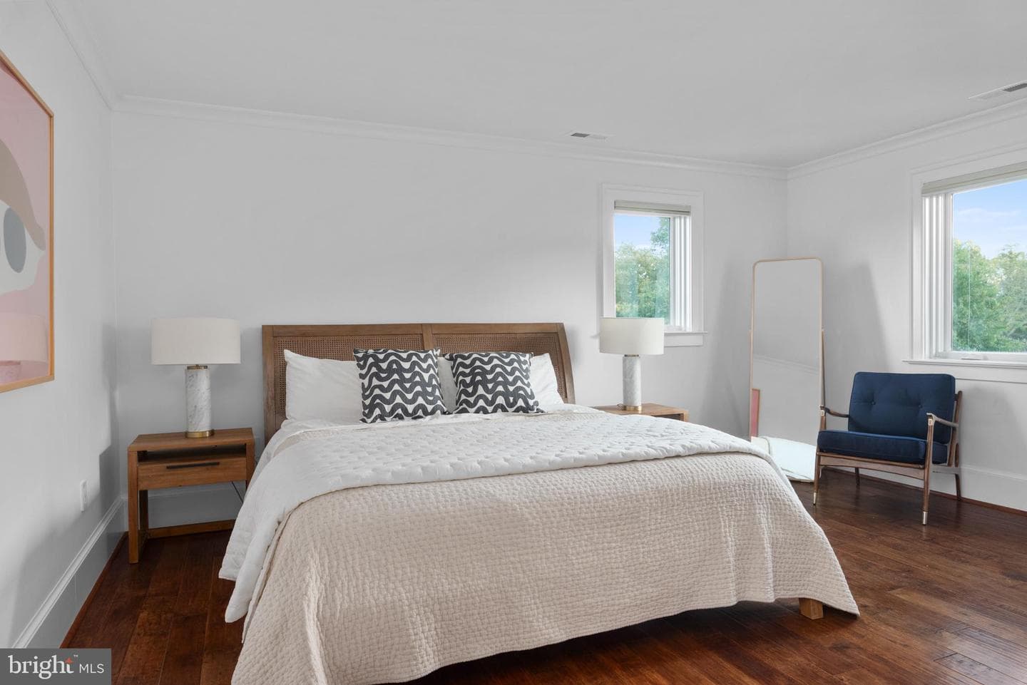 803 Coachway photo 72