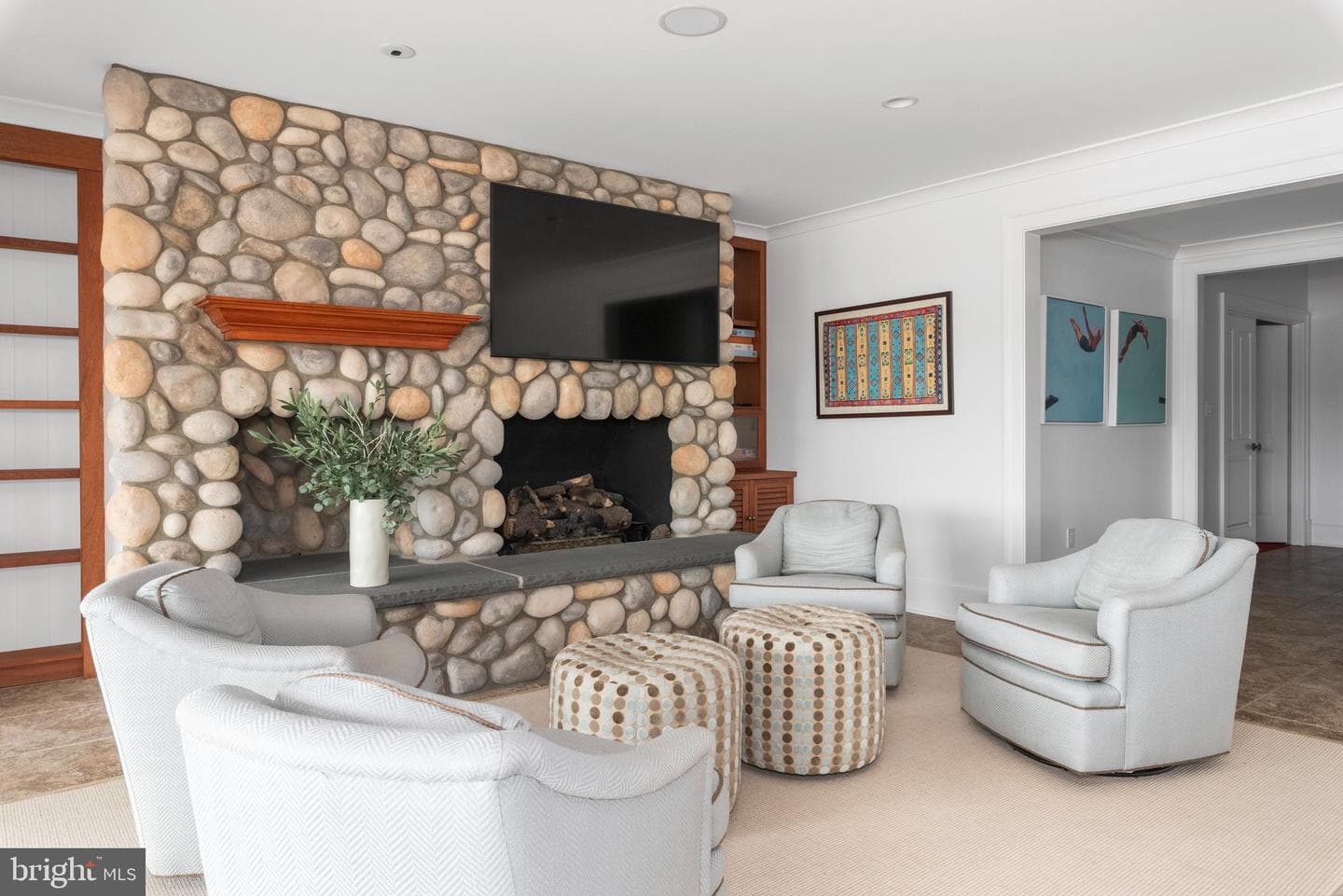 803 Coachway photo 86