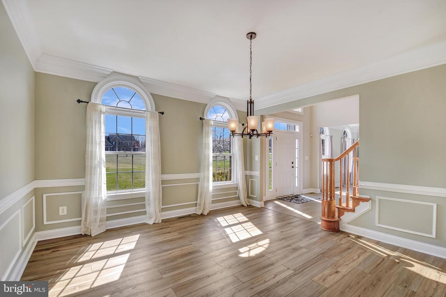 8938 Sahalee Court photo 11