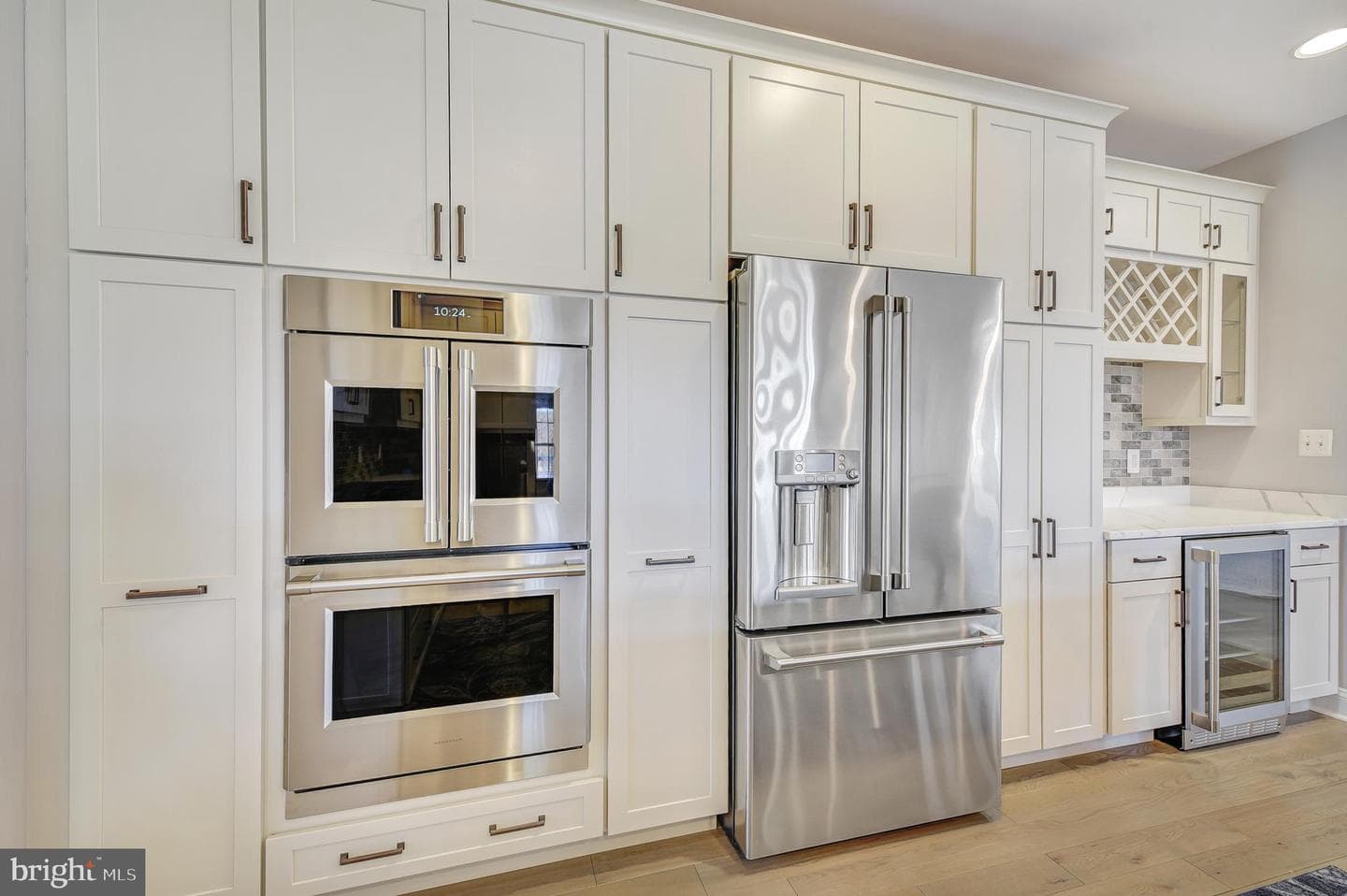 8938 Sahalee Court photo 14