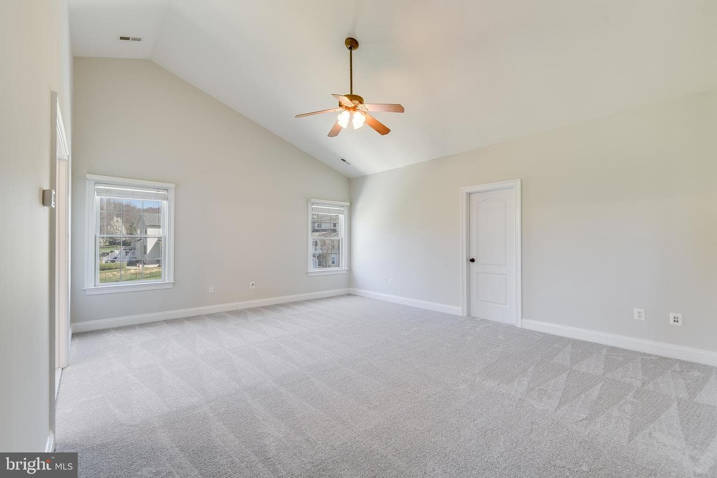 8938 Sahalee Court photo 27