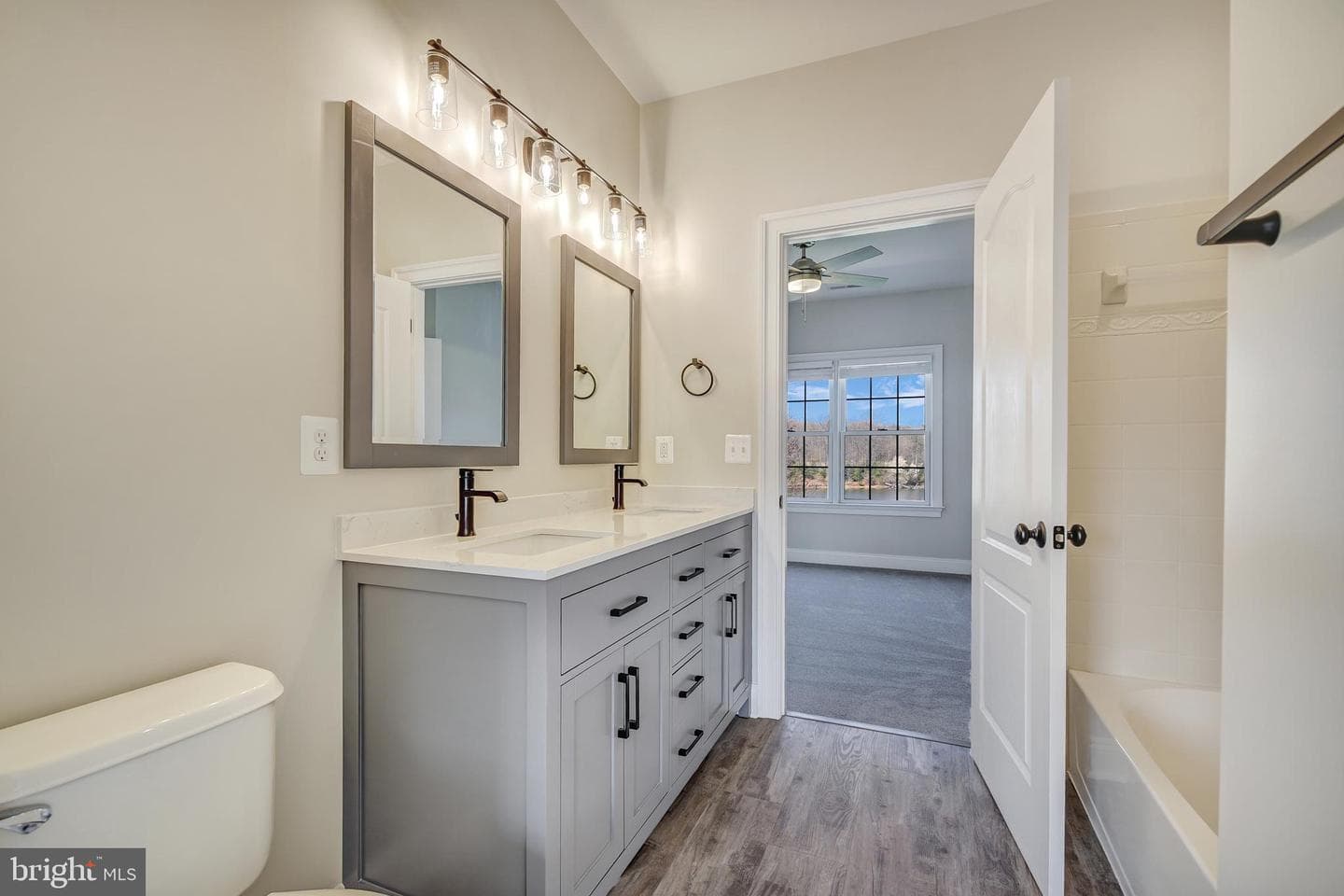 8938 Sahalee Court photo 34