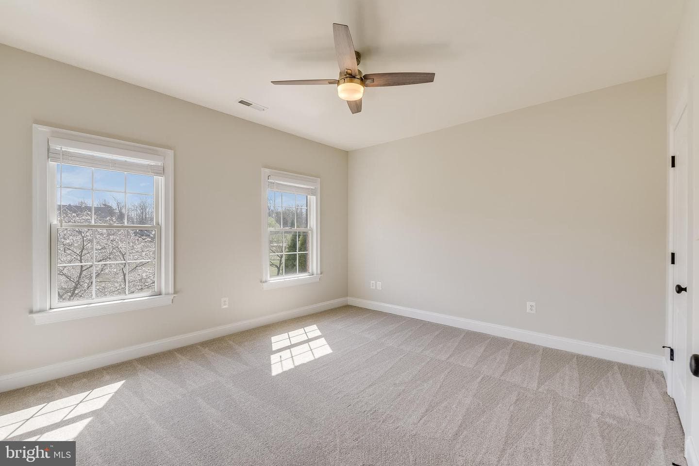 8938 Sahalee Court photo 36