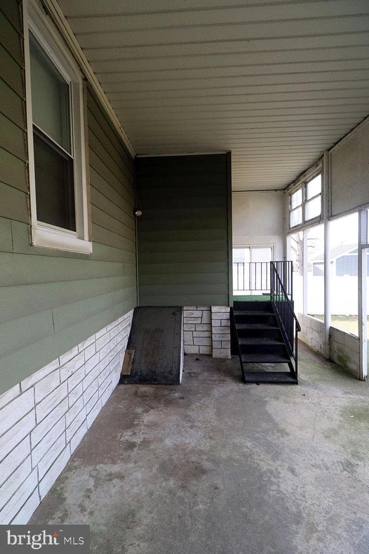 110 2nd Avenue photo 31