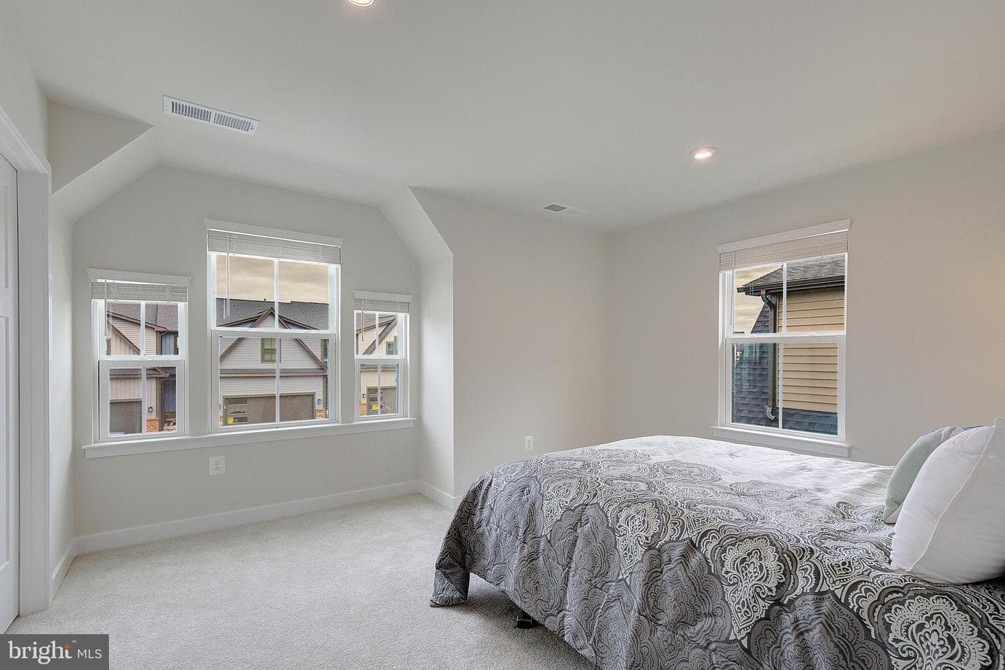 7439 Quantico Way photo 15