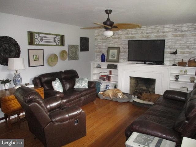 516 White Oak Drive photo 12