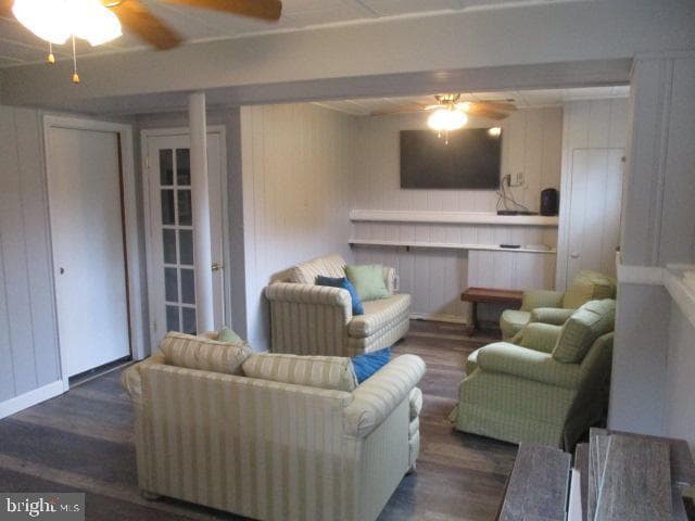 516 White Oak Drive photo 21