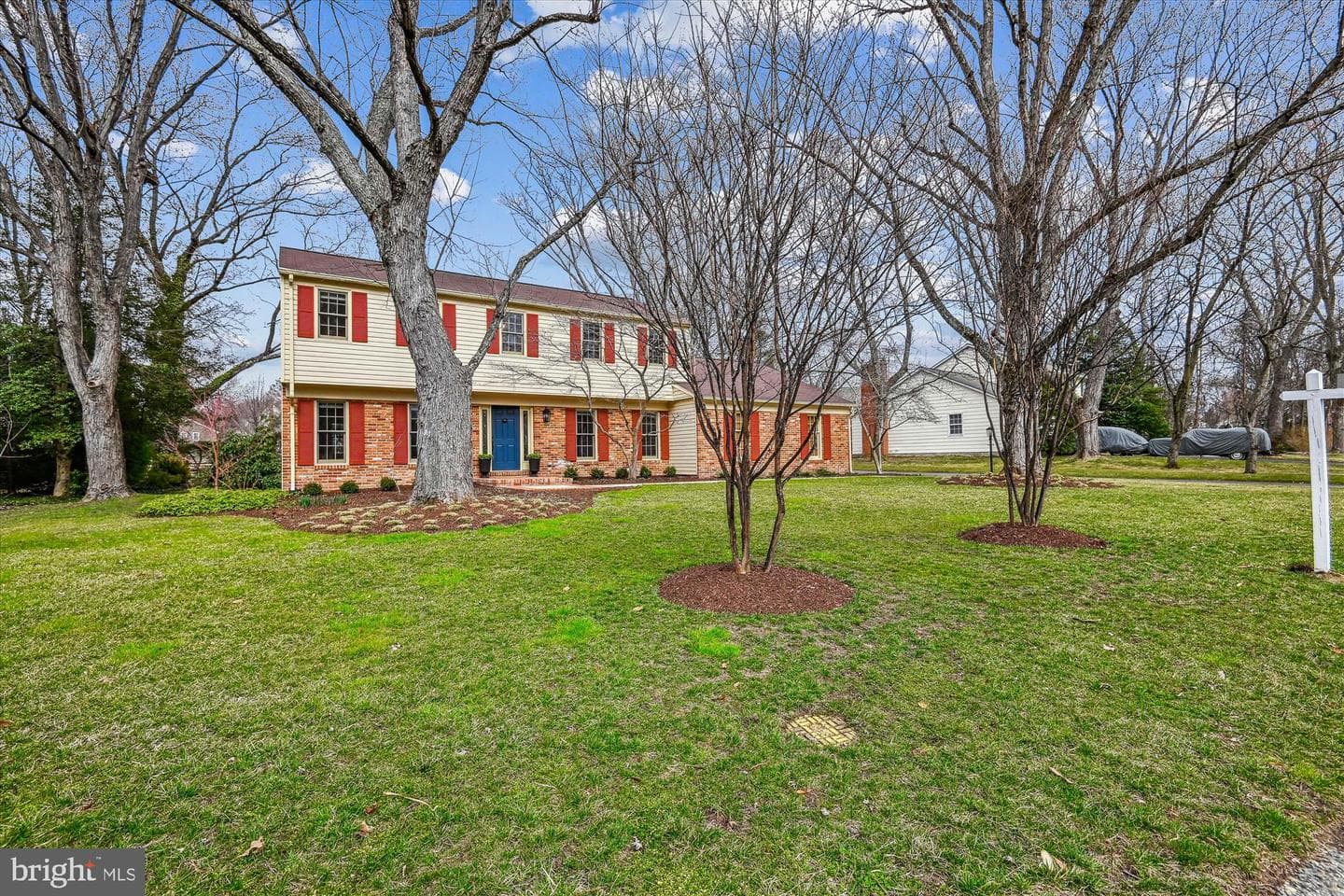 327 Saint Bees Drive photo 2
