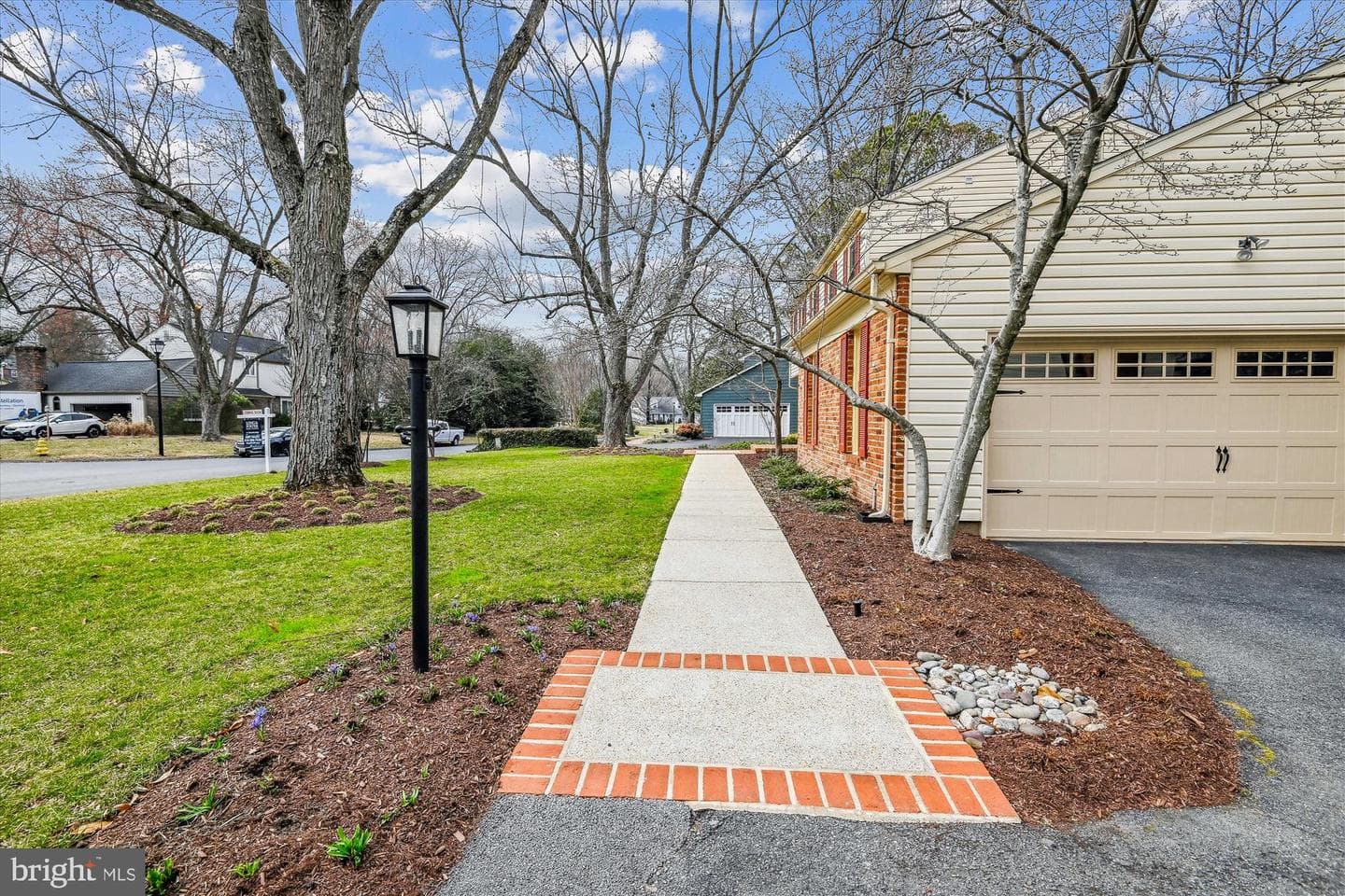 327 Saint Bees Drive photo 4