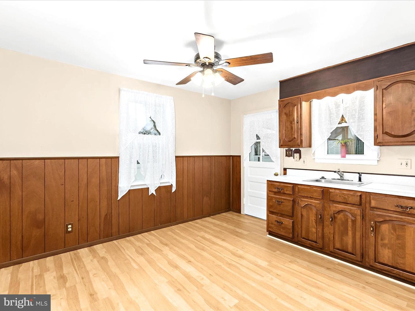 13 Greenwood Avenue photo 14
