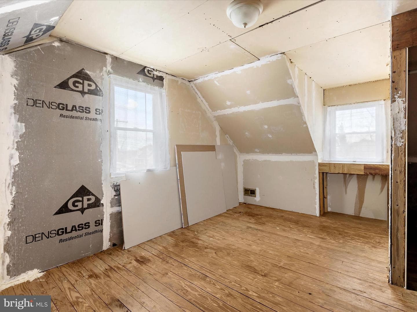 13 Greenwood Avenue photo 30