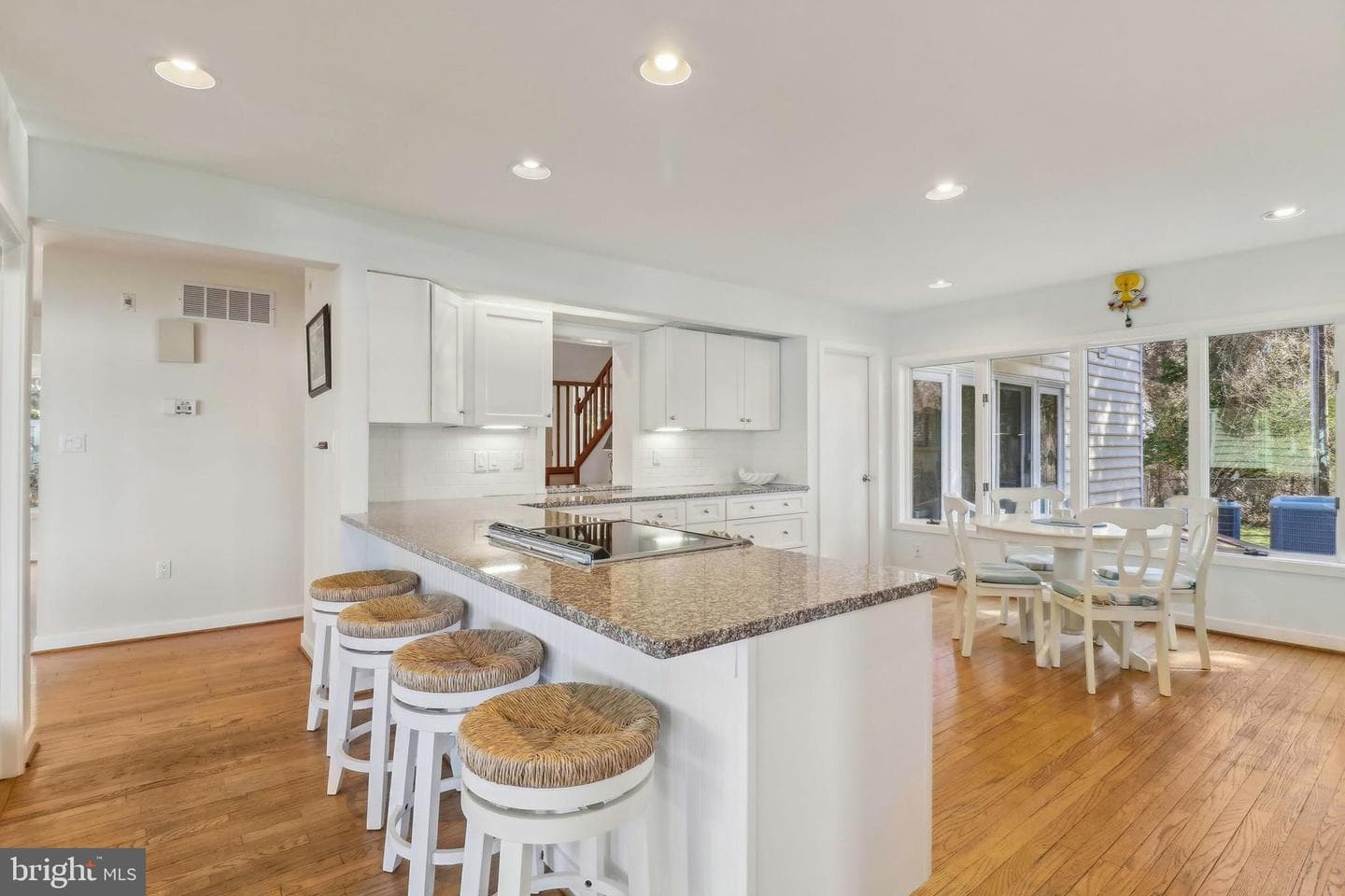 1601 Cliff Drive photo 19