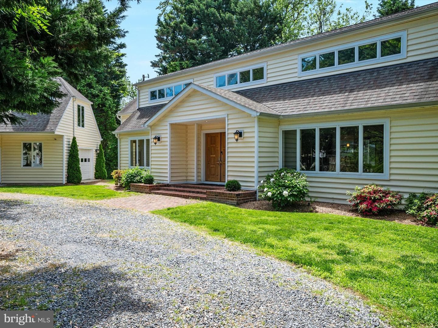 1601 Cliff Drive photo 3