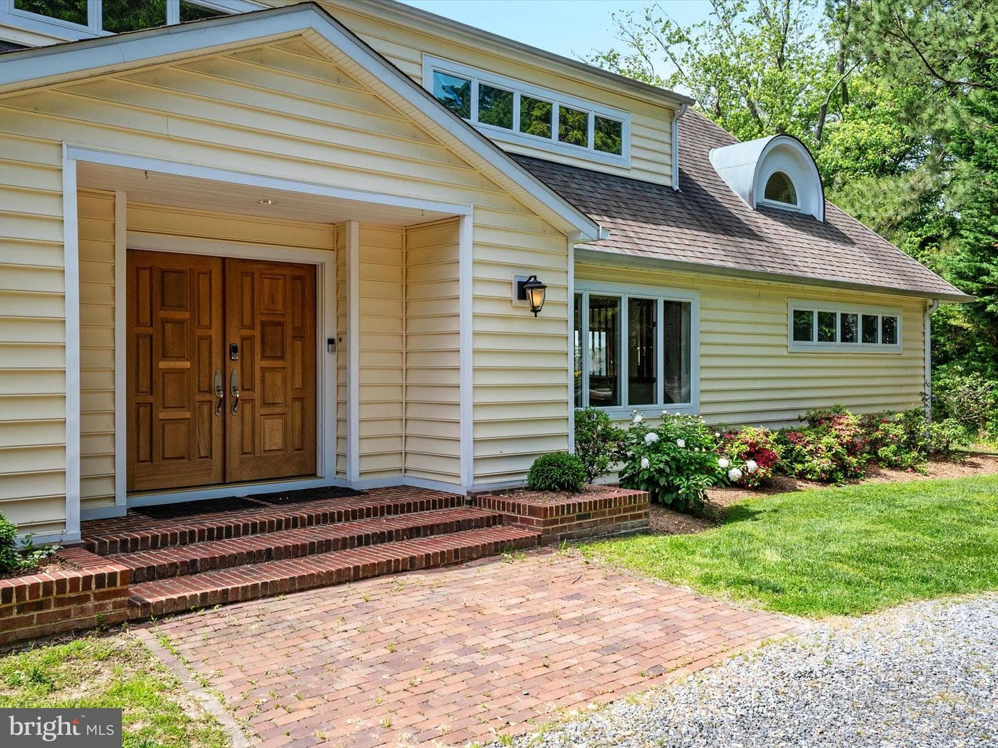 1601 Cliff Drive photo 4