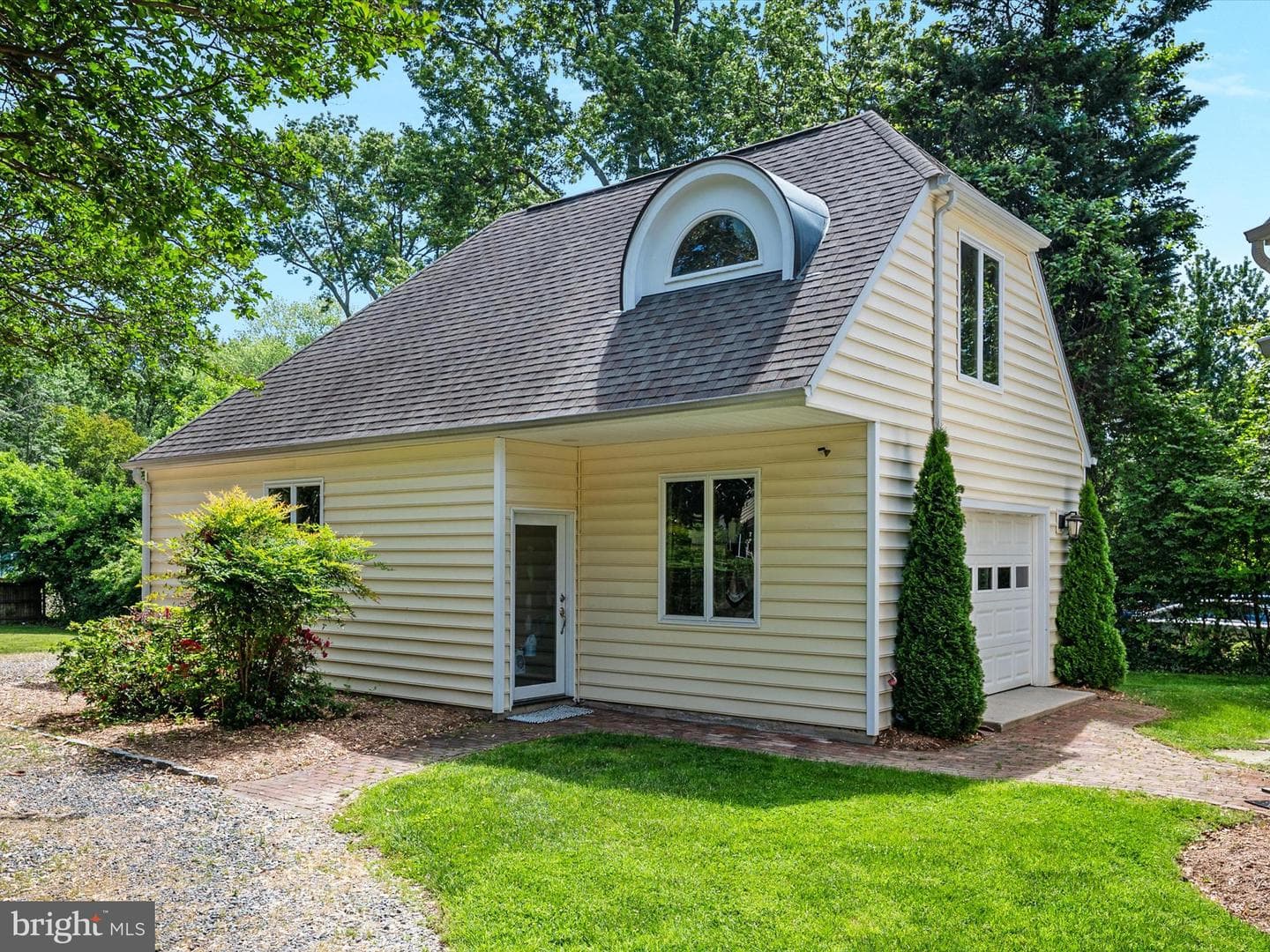 1601 Cliff Drive photo 6